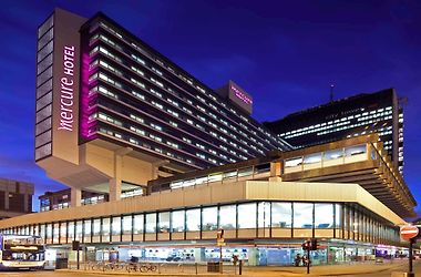 Mercure Manchester Piccadilly Hotel Exterior photo