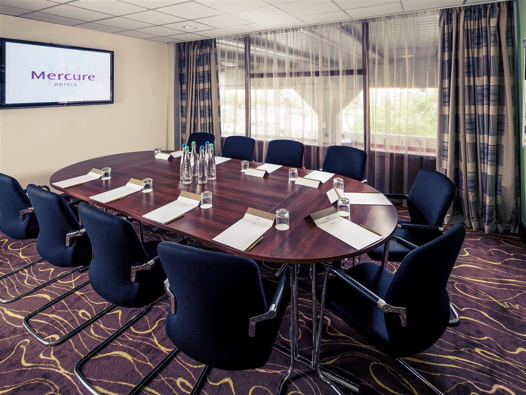 Mercure Manchester Piccadilly Hotel Exterior photo
